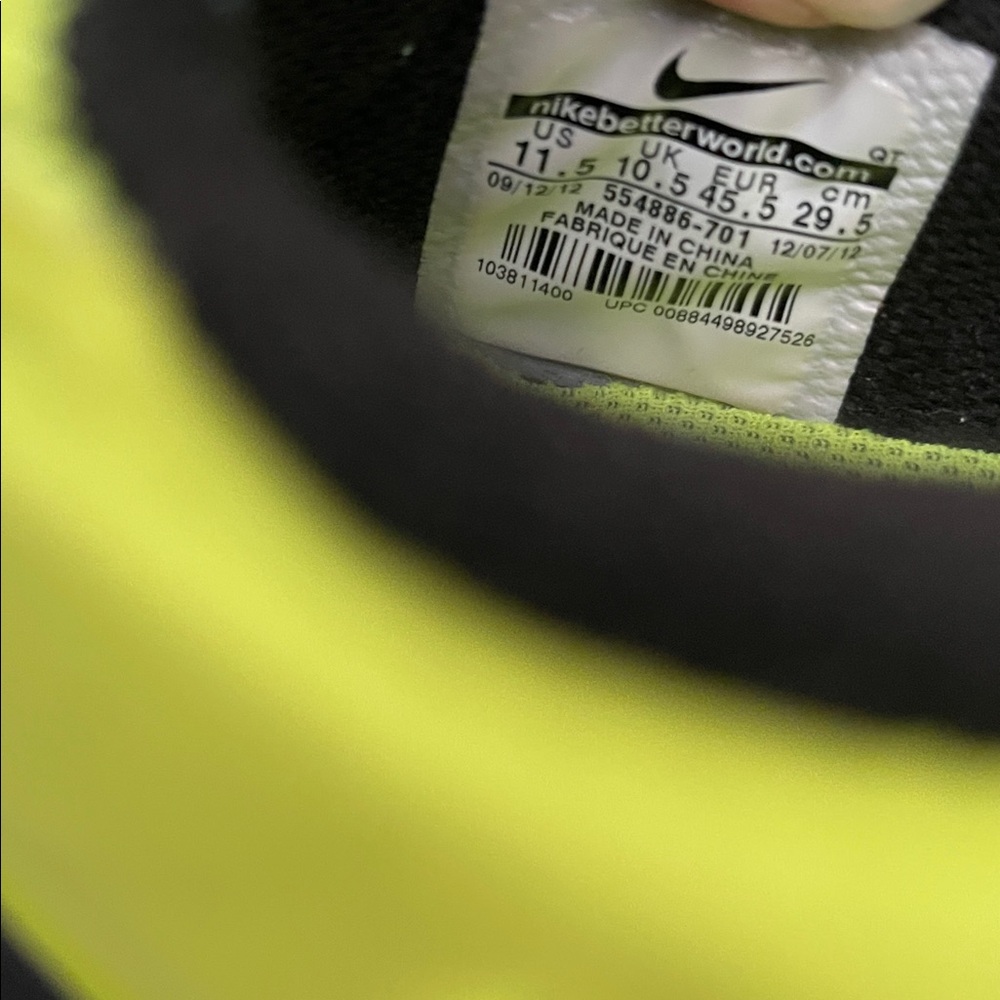 NIKE AIR MAX 2012 VOLT NEON SNEAKERS MENS SIZE 11.5 - Picture 6 of 14